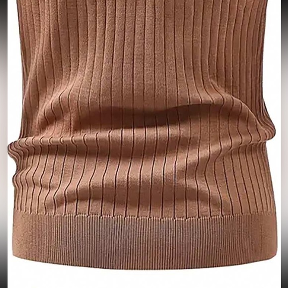 Brown / tan Men’s button v neck collared polo short sleeve rib knit shirt - Picture 3 of 4